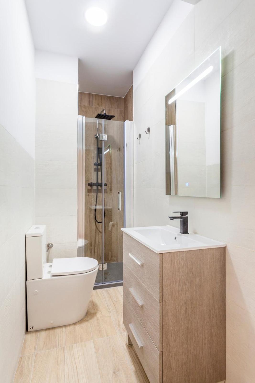 Modern Flat By Mercado Central In Ciutat Vella Valenza Esterno foto